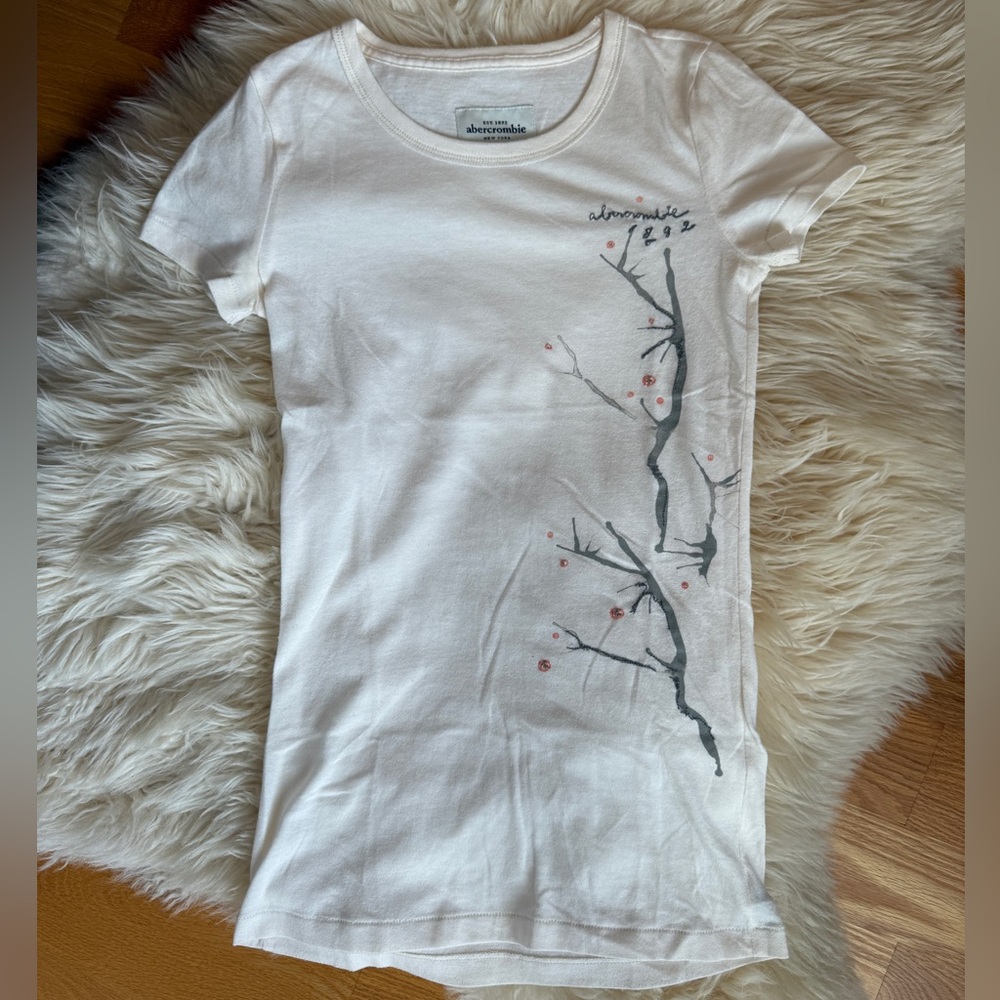 Vintage Abercrombie & Fitch Cream Tee